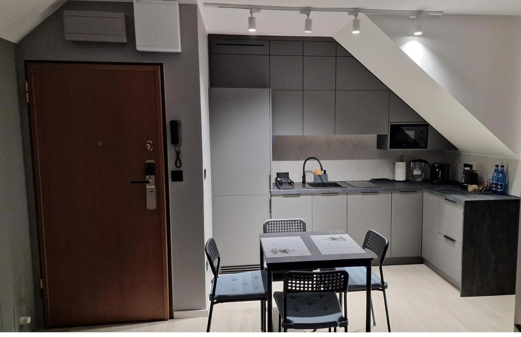 Apartment Plaza 47 *
